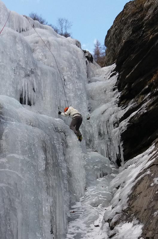 Corso base di cascate di ghiaccio 2022