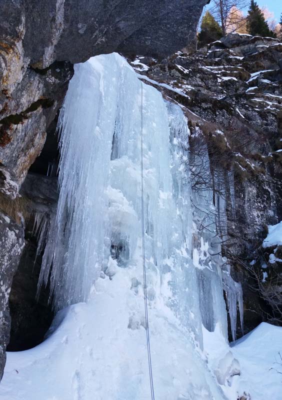 Corso avanzato di cascate di ghiaccio 2022