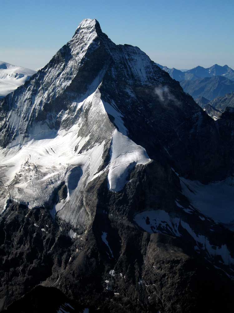 Cervino 4478m per la cresta Hornli, via normale svizzera.