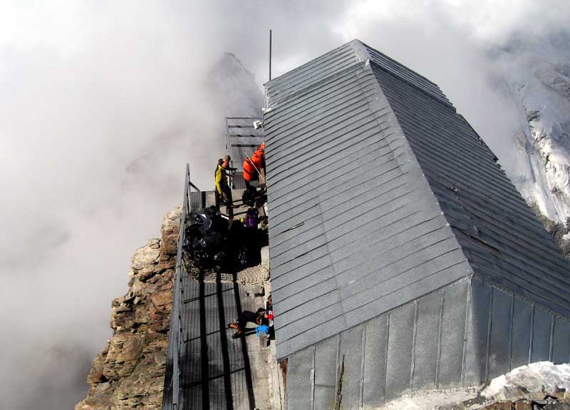 Cervino 4478m per la cresta del Leone, via normale italiana